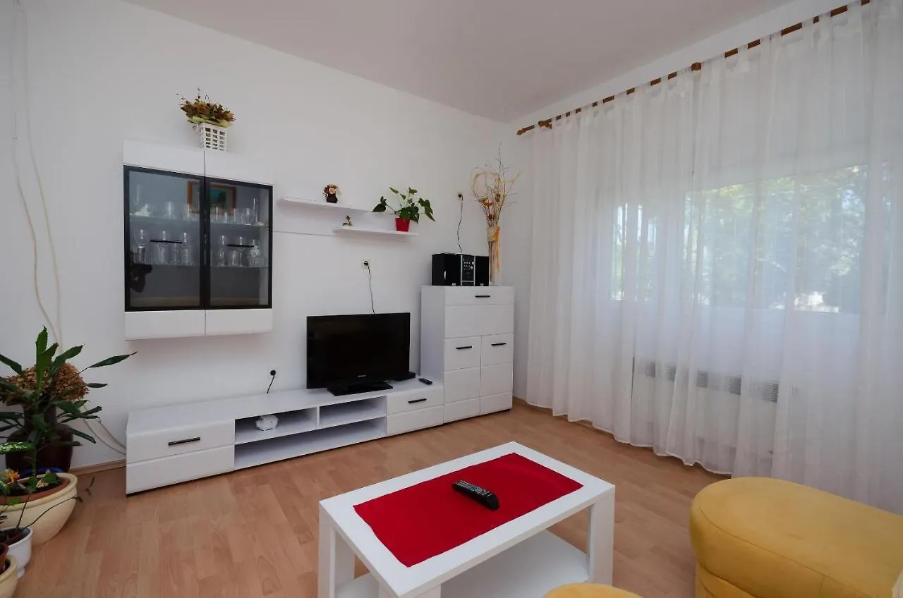 Apartment Ruza Lopar