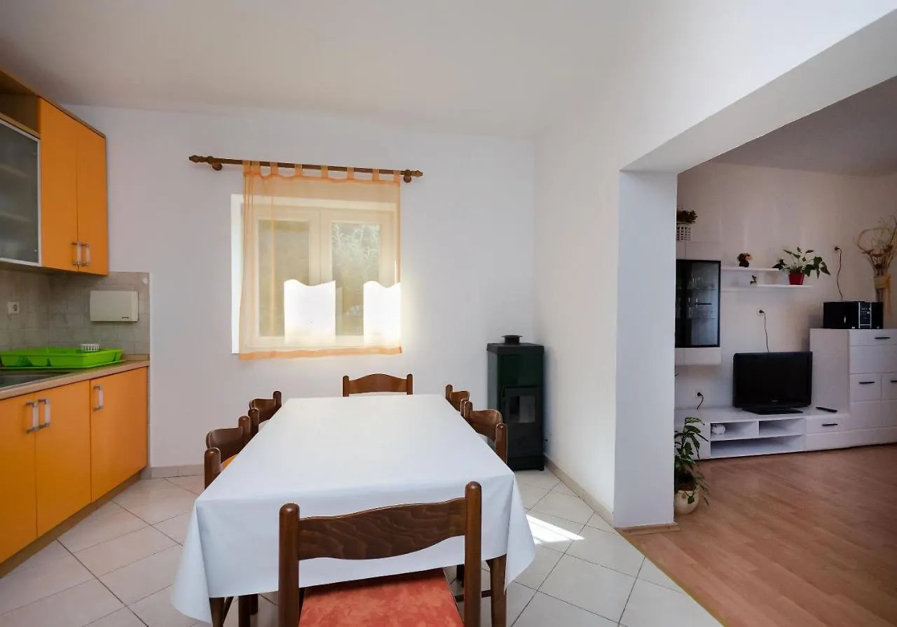 Apartment Ruza Lopar